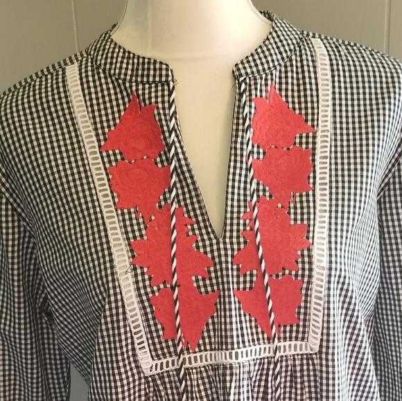 Lovely long sleeved gingham blouse - Picture 2 of 6